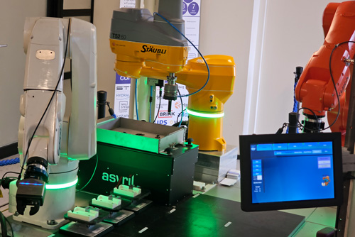 De flexibele en autonome mini-fabriek in het SKILL